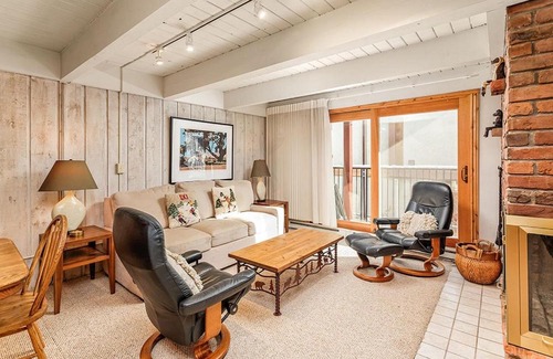 Aspen House | Chateau Blanc Unit 7, Downtown Condo with Deck, Views, & Wood-Burning Fireplace