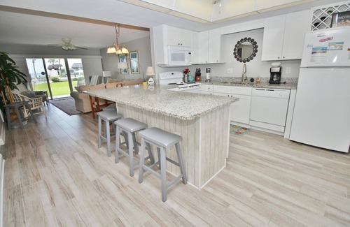 New Smyrna Beach Condo | Chateau by the Sea 13C