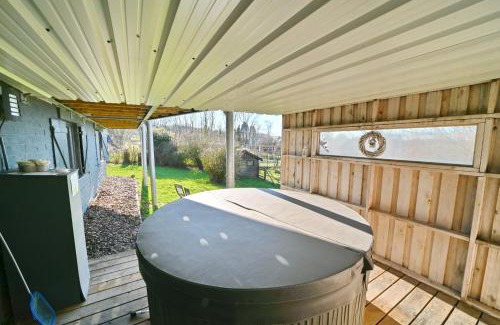 Weris House | Chateau Calon Segur