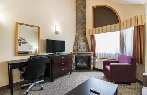 Canmore Hotel | Chateau Canmore
