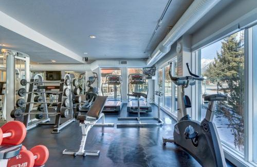 Canmore Hotel | Chateau Canmore