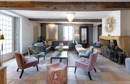 Oytier-Saint-Oblas Other | Château Coraline, 15 rooms and spa near Lyon with the peace of the countryside