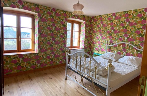 Marlhes House | Chateau / Country House