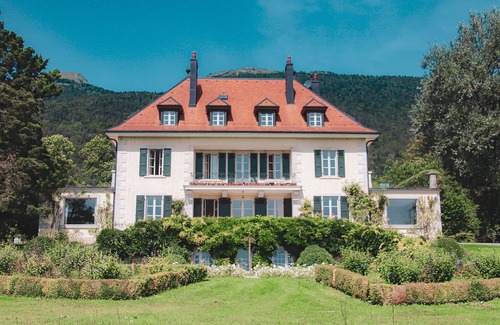 Echenevex Villa | Chateau d'Echenevex - Luxury Escape near Geneva