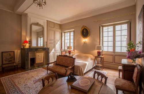 Hastingues House | Chateau d'Estrac