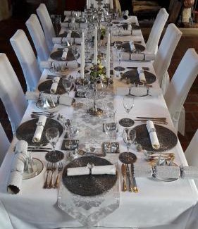 Ouches Bed & Breakfast | Chateau d'Origny, Chambres d'hotes et Restaurant Gastronomique
