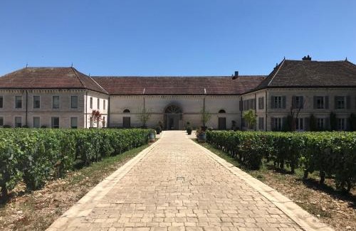 Chassagne-Montrachet Bed & Breakfast | Chateau de Chassagne-Montrachet