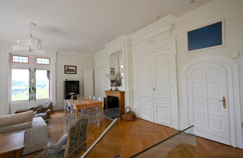 LʼEtrat Apartment | Chateau de L Etrat