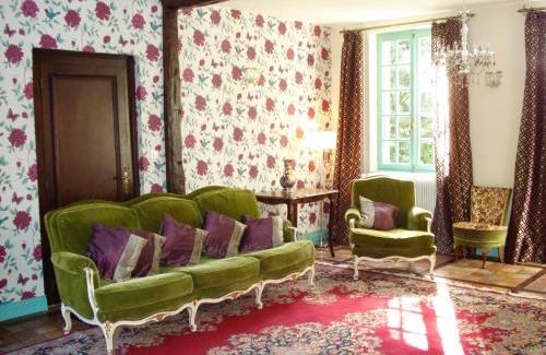 Grandcourt Villa | Chateau de la Vallee - East or West Wing (each wing self-contained with own entrance)