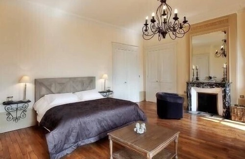 Mercurey Other | Chateau de Mercurey. 8 luxury bedrooms with ensuite bathrooms. heated pool.