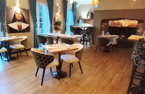 Montreuil-sur-Mer Hotel | Chateau De Montreuil