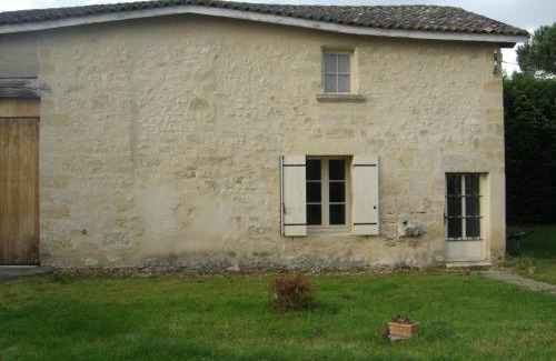 Saint-Medard-de-Guizieres Bed & Breakfast | Chateau Laborde Marjolaine