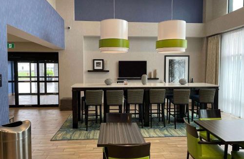 Fredericton Hotel | Chateau Fredericton, Trademark Collection by Wyndham