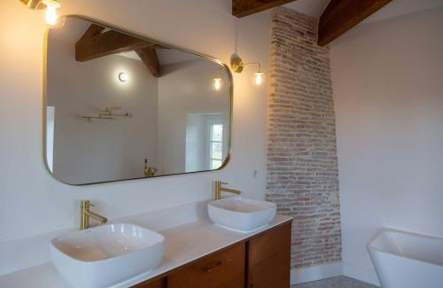 Vertheuil Bed & Breakfast | chateau haut gouat