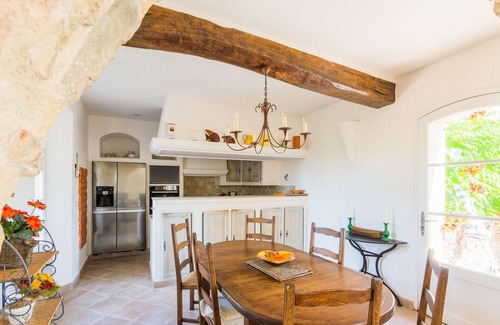 Lorgues House | Chateau in Lorgues with Pool & Vineyard Views