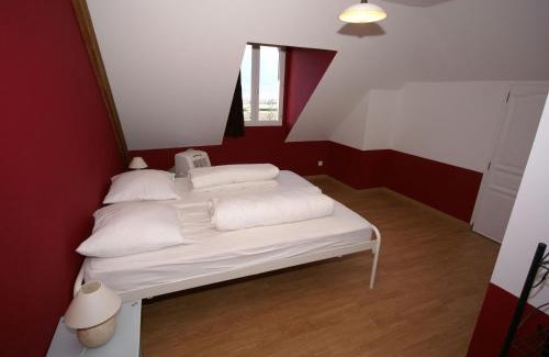 Serrieres-en-Chautagne House | Chateau in Rhone Valley near Ski Resorts