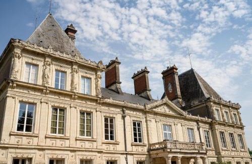 Saint-Herblon House | Chateau L' Escale