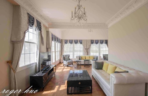 Wallis Lake House | Chateau Le Marais