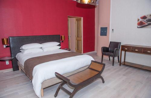 Ginestas House | Chateau Le Vergel Authenac