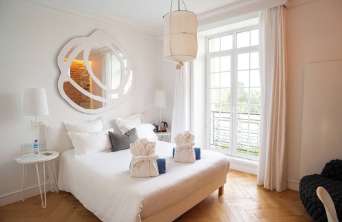 Clohars-Fouesnant Hotel | Chateau Les Garennes