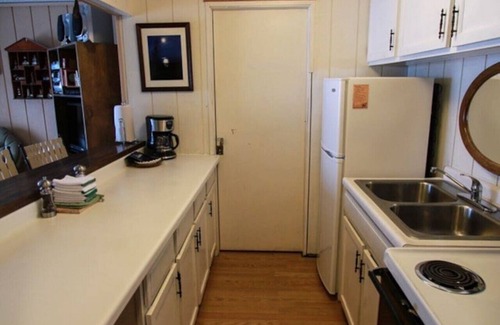 Tofte Condo | Chateau LeVeaux Unit 10