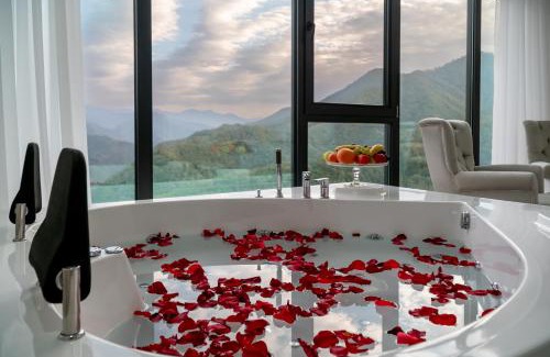 Adjara Hotel | Chateau Milisi