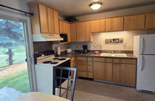 Red Lodge Hotel | Chateau Rouge Condominiums