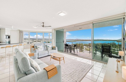 Maroochydore Apartment | Chateau Royale Beach Resort Maroochydore