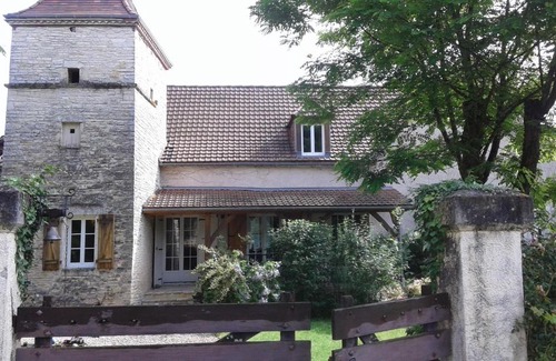 Degagnac House | Chateau Yiongy