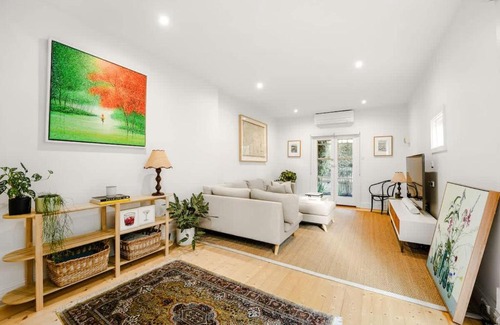 Prahran House | 'Chateau York' - Relaxed Prahran Family Home
