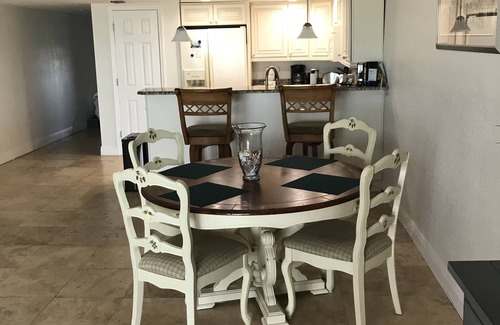 Indian Shores Condo | Chateaux #406 Charming Beachfront Retreat with spectacular views!