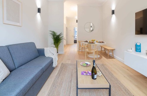 Ixelles Apartment | Chatelain II - One Bedroom Apartment, Sleeps 4
