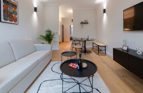 Ixelles Apartment | Chatelain VI - One Bedroom Apartment, Sleeps 4