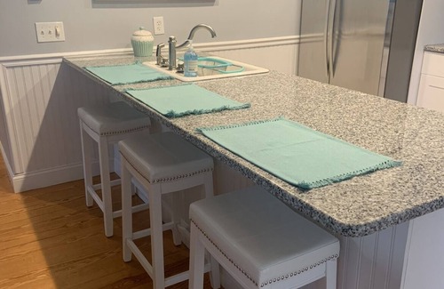 North Chatham Condo | Chatham Luxury! WALK to beach