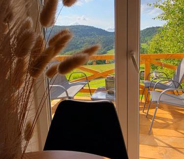 Uscie Gorlickie Resort | Chatka Niedźwiadka domki w górach z sauną i jacuzzi Beskid Niski