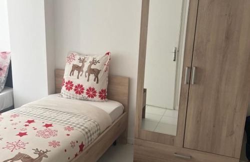 Palaiseau Apartment | Chaudari Guest House