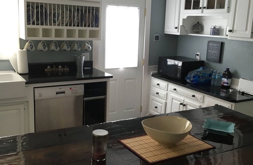 Mayville House | Chautauqua Lake Escape - 300 yards from Chautauqua and 10 min from Lake Erie