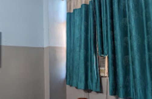 Patna Hotel | Chawla Guest House, Patna