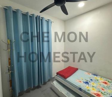 Pusat Komersil Lee Ling Apartment | Che Mon Homestay