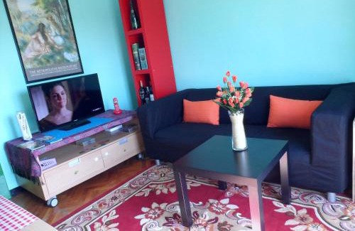 Collblanc y La Torrassa Apartment | Cheap Booking Rooms