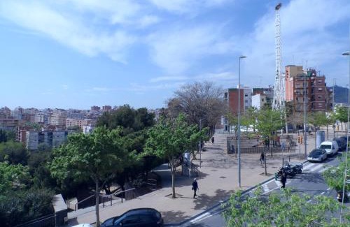 Collblanc y La Torrassa Apartment | Cheap Booking Rooms