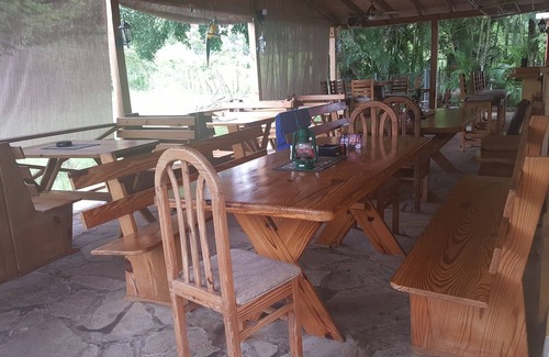 La Mulata Apartment | Cheap guest-friendly room in quiet countryside hotel-restaurant