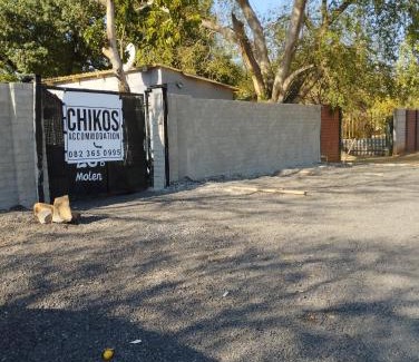 Rustenburg House | Cheap small room