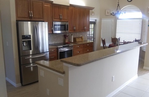 Weeki Wachee Gardens House | Cheapest, Nicest home on the water.nWeeki Wachee River!n80/day small boat rental