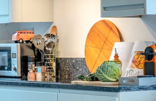 Newport House | Chearsley Cottage - Two Bedroom House, Sleeps 4
