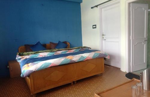 Naddi House | Check-in & Chill
