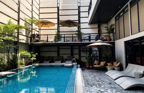 Chamkar Mon Hotel | CHECK inn Phnom Penh BKK1