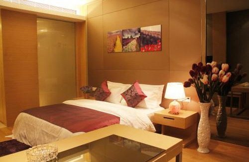 Pazhou Residential District Apartment | Checkinn International Apartment (GuangZhou PaZhou Poly World Trade Branch)