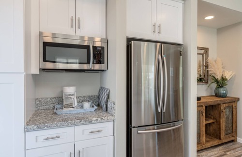 Poets Square House | Checkout our summer special rates!