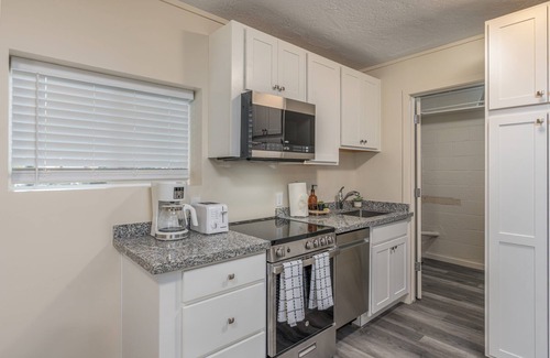 Reno/Tahoe Airport House | Cheerful 1-Bedroom with free parking